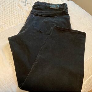 🍁🐦‍🔥 Levi’s Shaping Skinny Jeans